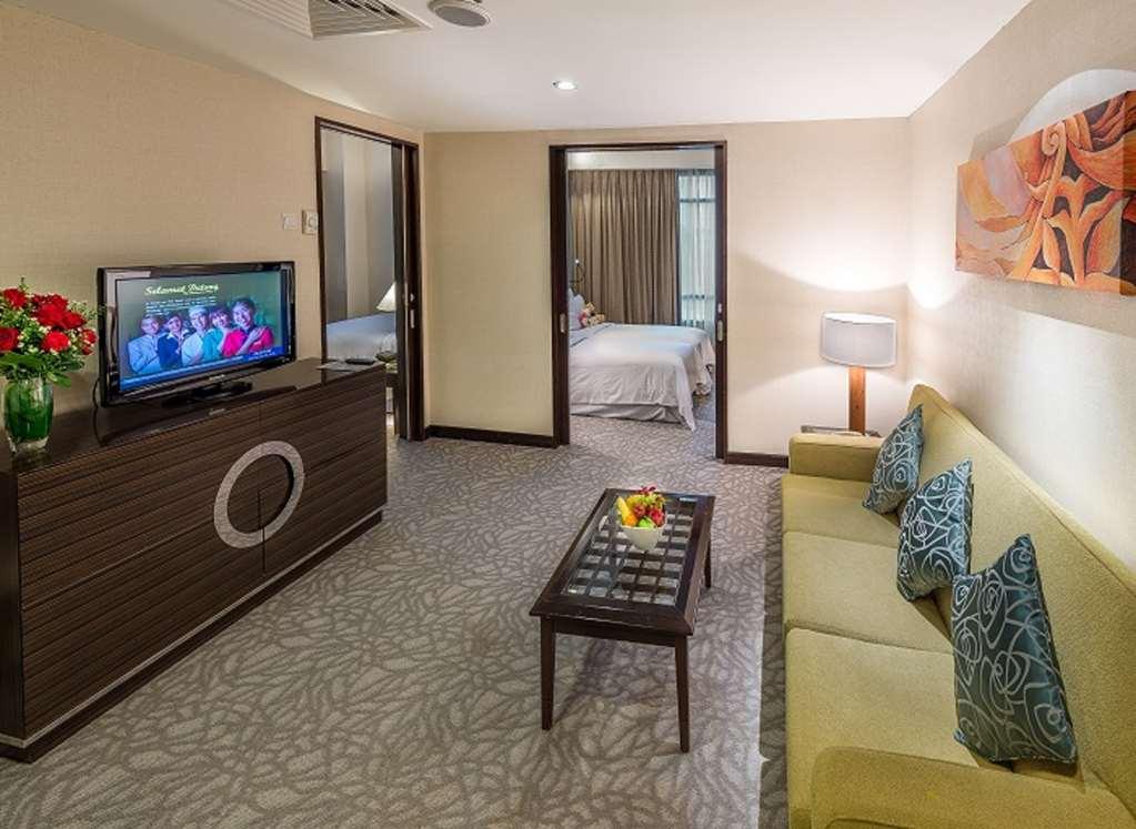 Eastin Hotel Kuala Lumpur Petaling Jaya Amenities photo Suite